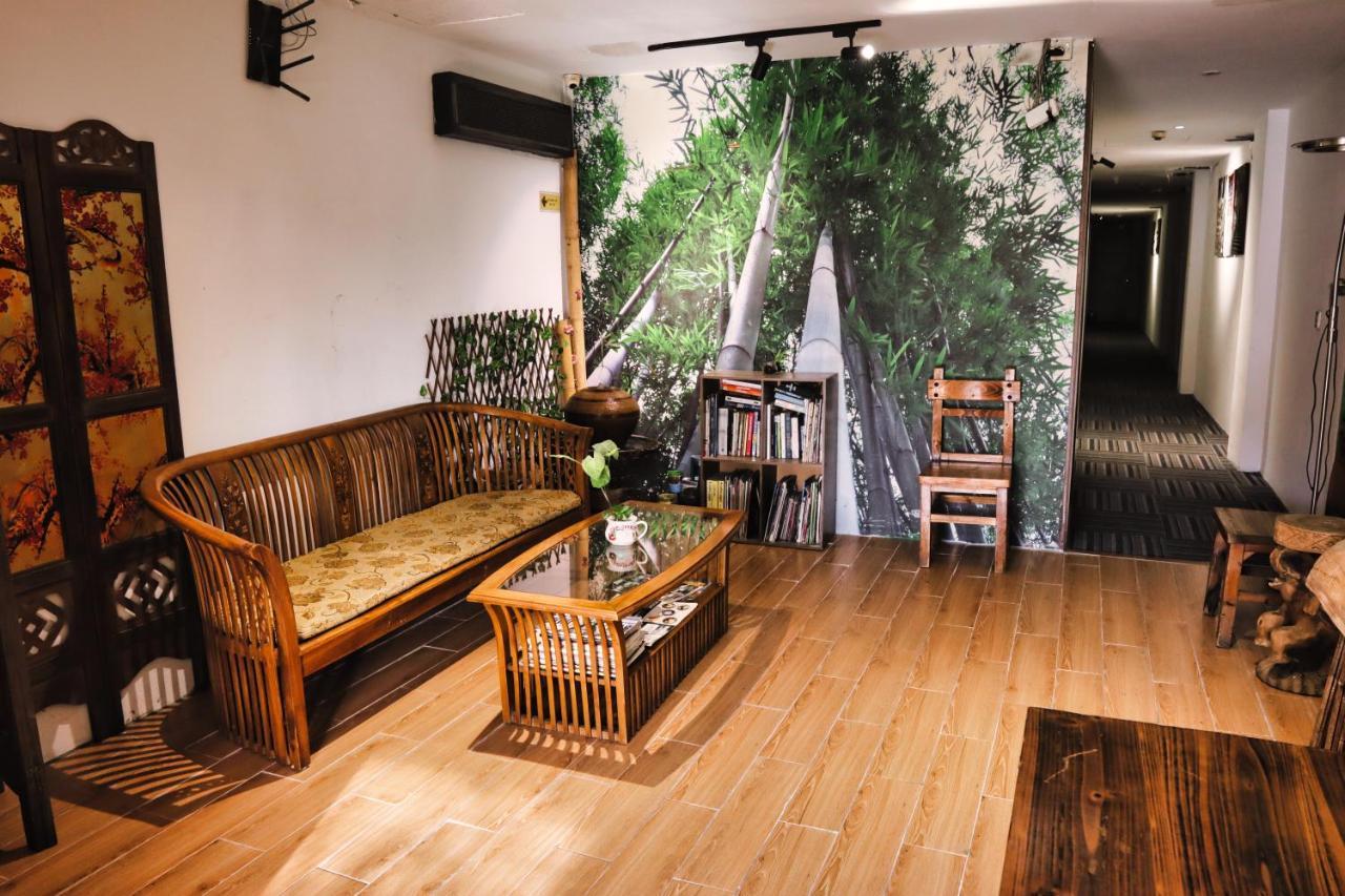 Rain Forest Hotel Куала Лумпур Екстериор снимка