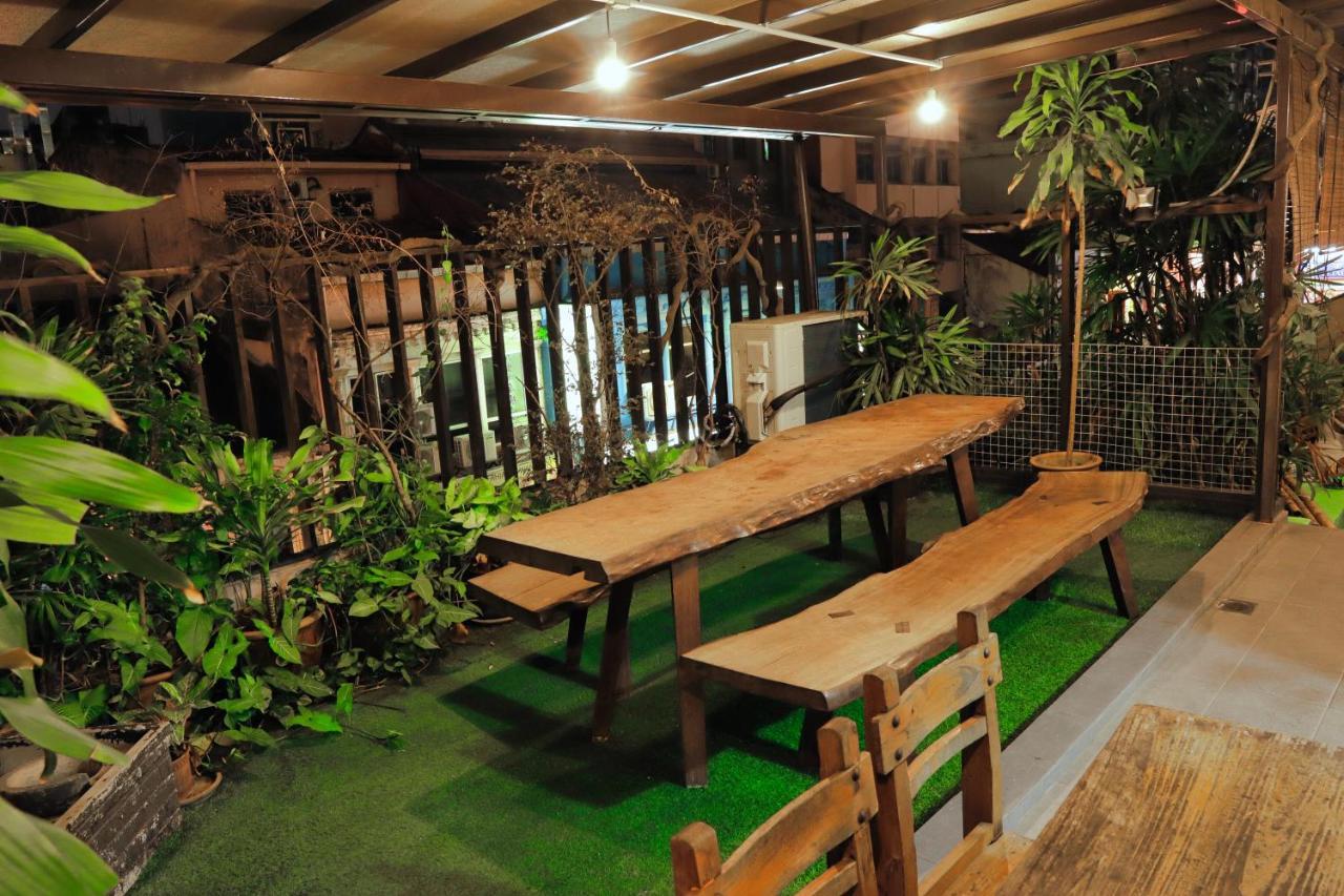Rain Forest Hotel Куала Лумпур Екстериор снимка
