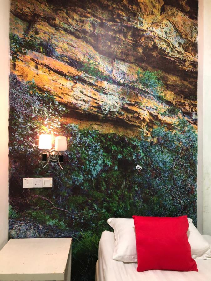 Rain Forest Hotel Куала Лумпур Екстериор снимка