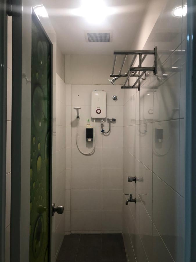 Rain Forest Hotel Куала Лумпур Екстериор снимка