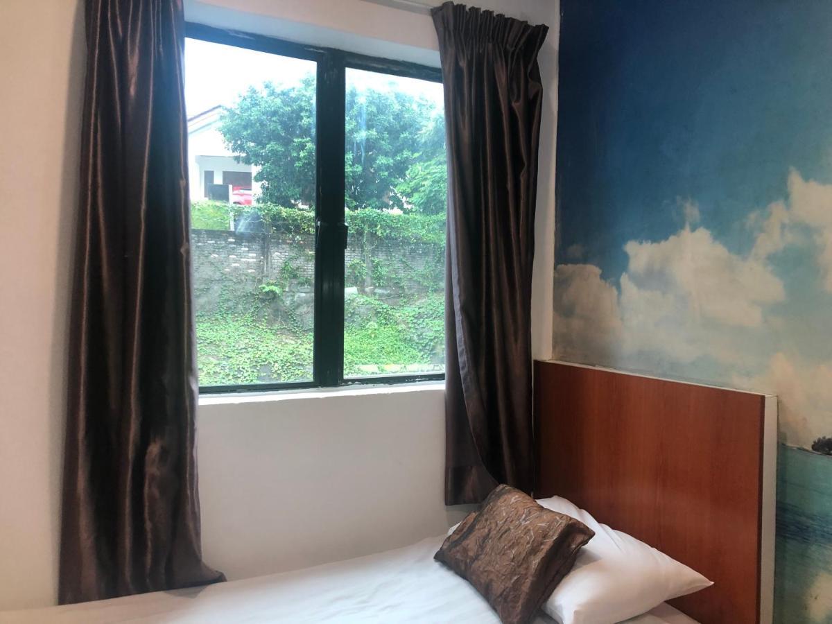 Rain Forest Hotel Куала Лумпур Екстериор снимка