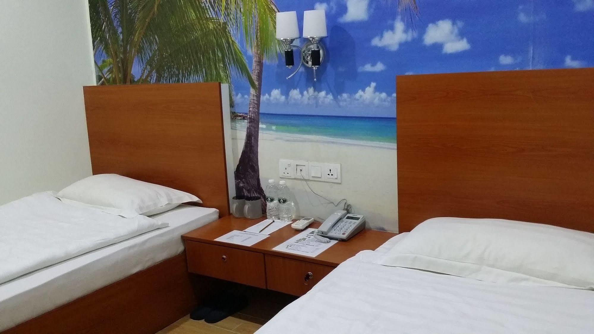Rain Forest Hotel Куала Лумпур Екстериор снимка