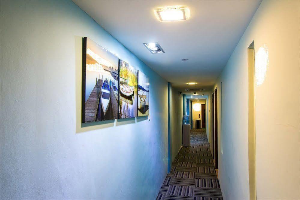 Rain Forest Hotel Куала Лумпур Екстериор снимка